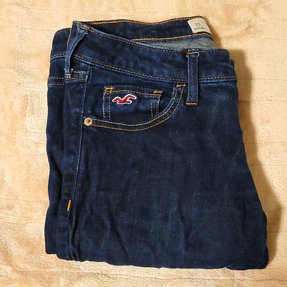 Hollister Jean's Dark Wash Size 3s